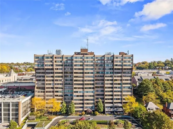 750 Washington Rd APT 403, Pittsburgh, PA 15228