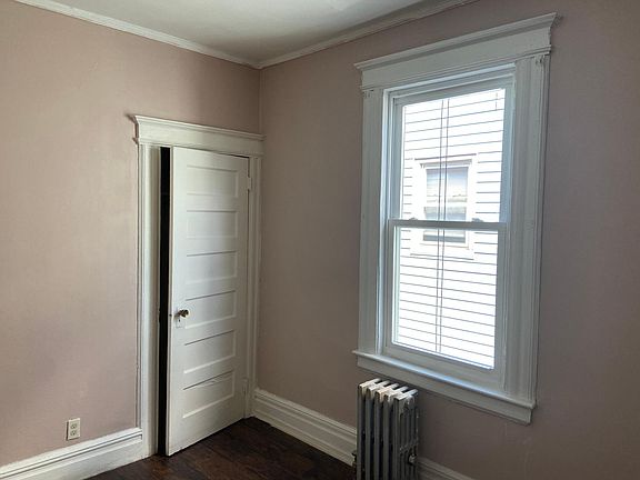 2nd image of 29 Norwood St Floor 3