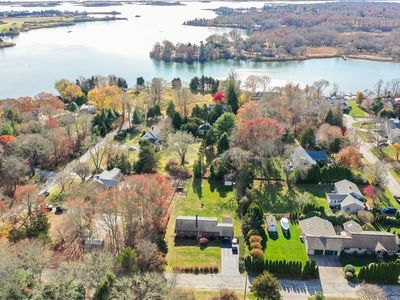 19 W Spruce St, Charlestown, RI, 02813