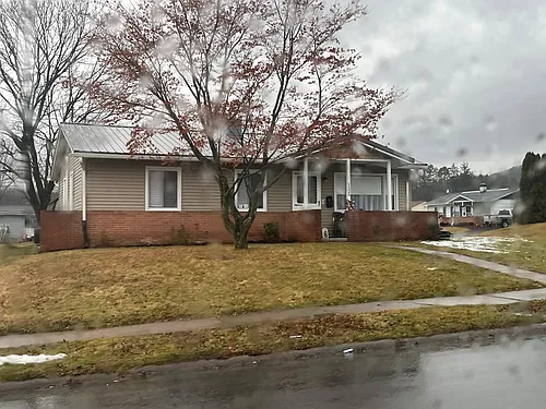1529 Country Club Ln Photo 1
