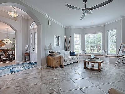 3rd image of 2090 Isleworth Cir