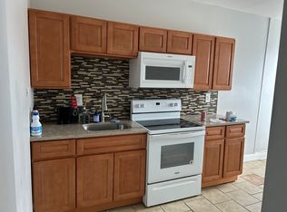 634 N 57th St APT 2, Philadelphia, PA 19131