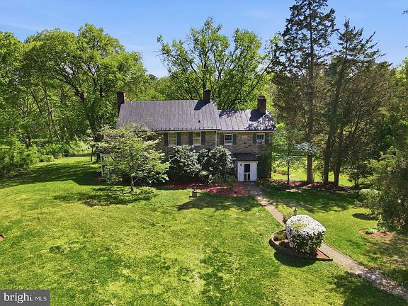 4th image of 38863 Ridge Ct