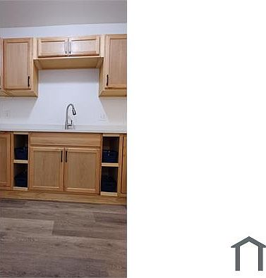 3rd image of 3945 E 66th St