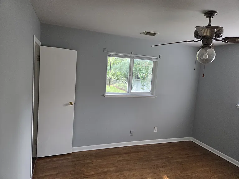 Master bed room