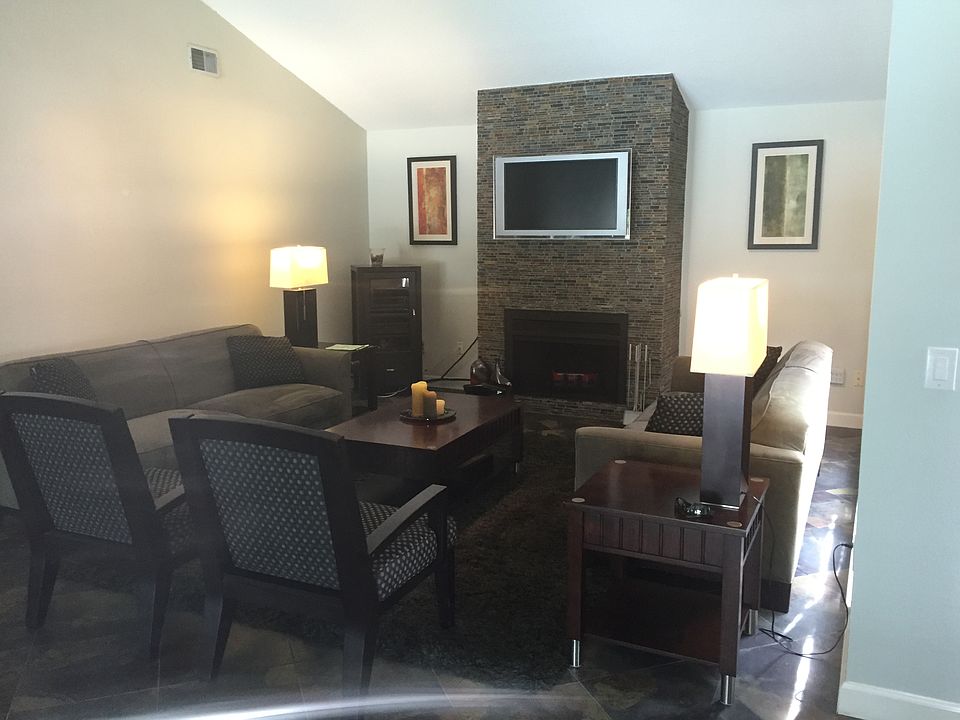 1st image of 6923 Silvermill Dr
