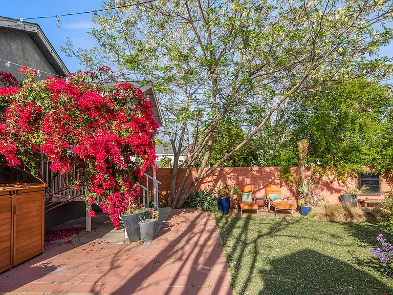 2214 W Verdugo Ave #B — Photo 13