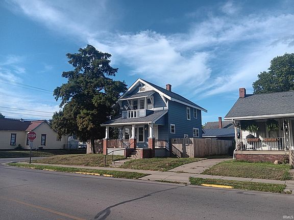 4th image of 1502 Main St