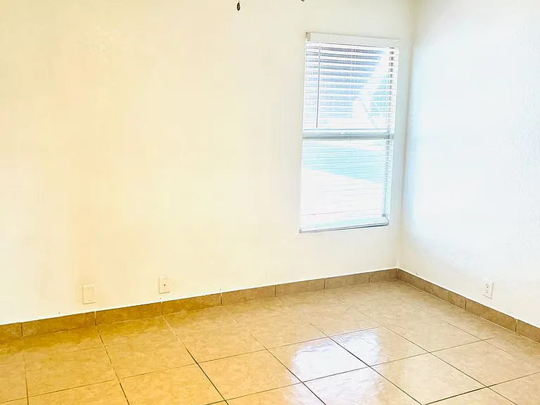 Arcadia Flats — Photo 9