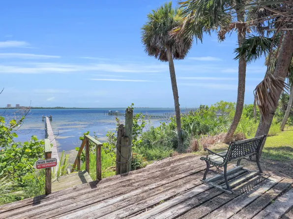 8609 S Indian River Drive, Fort Pierce, FL 34982