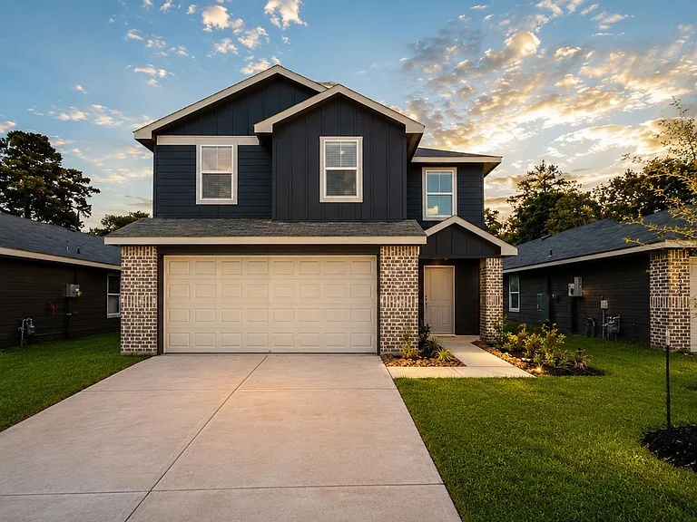11631 Ruffian Dr — Photo 1