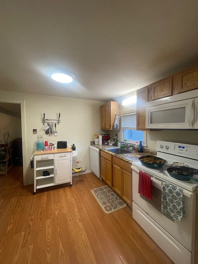 761 Garrison Avenue - Unit C — Photo 4