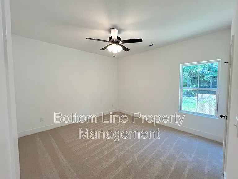 427 Mint St — Photo 14