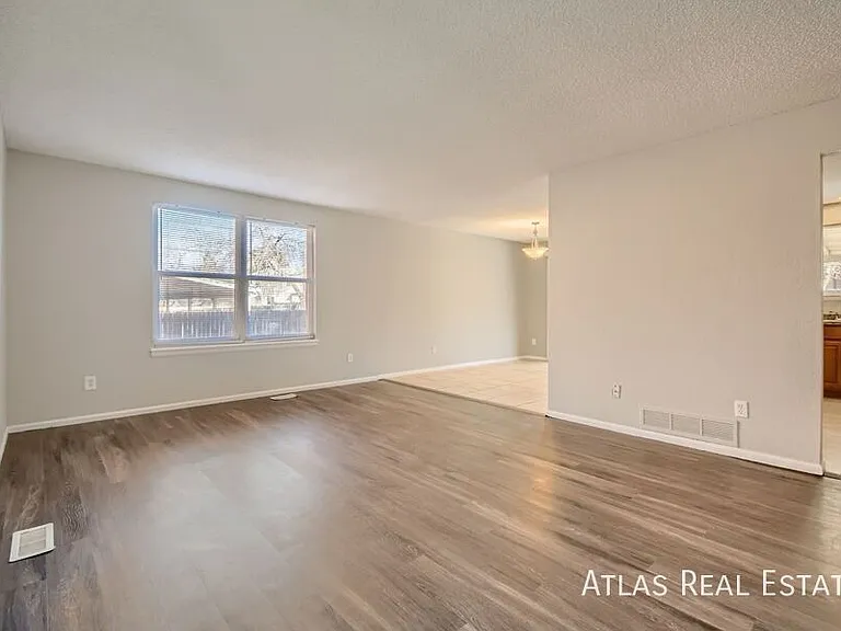 14972 E 45th Ave — Photo 3
