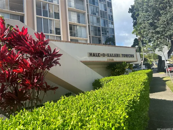 1702 Kewalo St APT 707, Honolulu, HI 96822