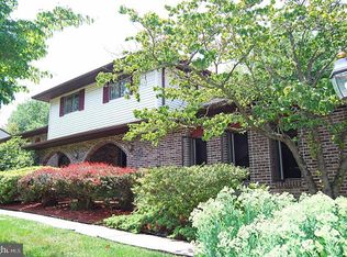 5421 E Lorane Rd, Reading, PA 19606