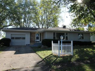 214 Karen Dr, Galien, MI 49113