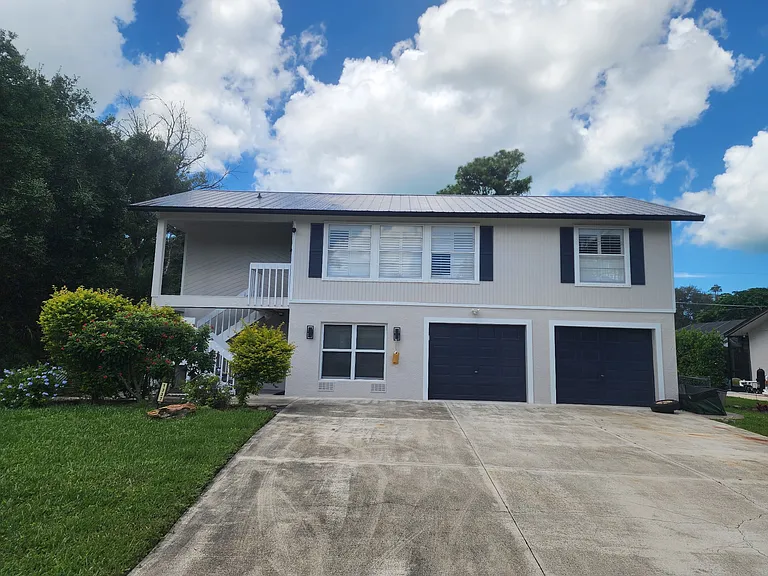 1337 Center Ln — Photo 1