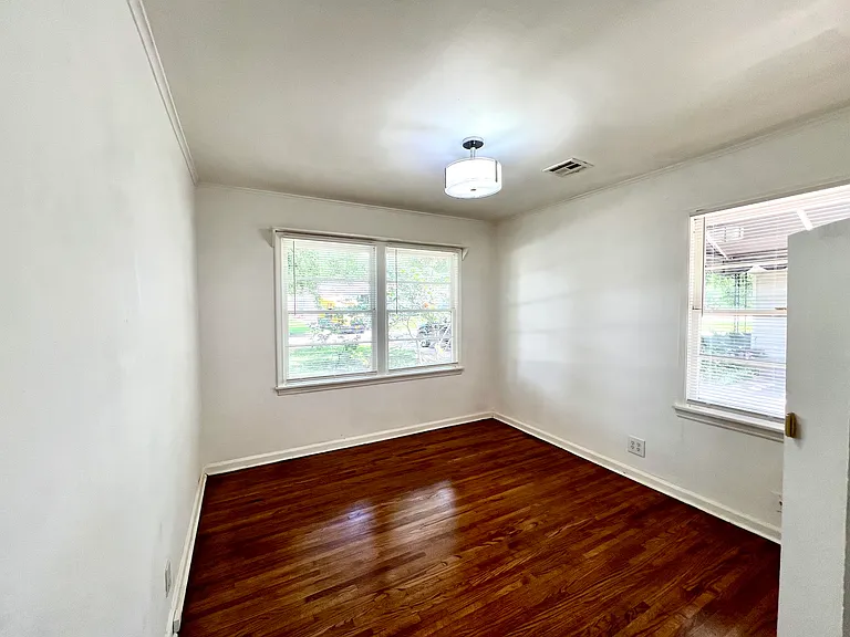 3922 E 34th St S — Photo 13