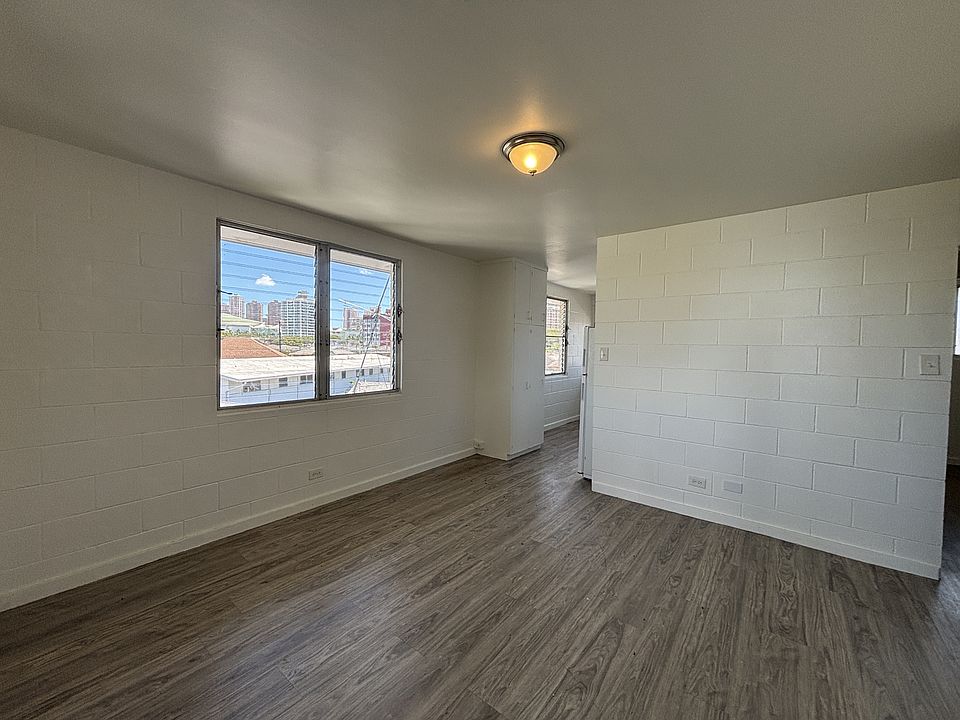 1st image of 1633 Philip St #8