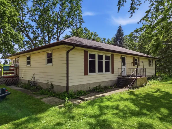 30399 Prairie St, Rock Falls, IL 61071