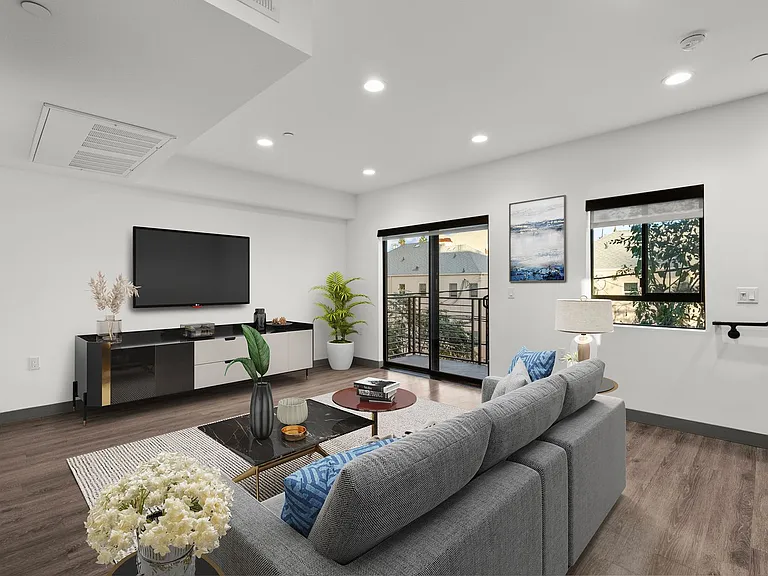 Alexandria 178 Townhomes LLC — Photo 4