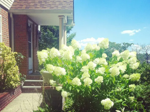 2 Laurel Pl, Yonkers, NY 10704