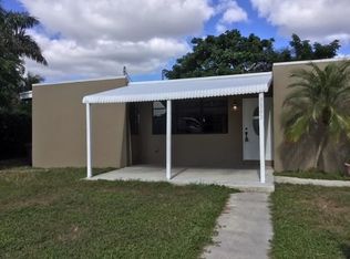3883 Pensacola Dr, Lake Worth, FL 33462