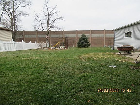 4th image of 12420 Patnoe Dr