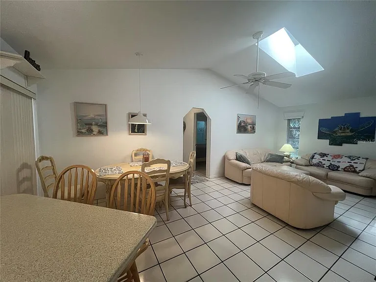 1314 Beacon Dr — Photo 10