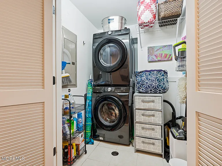 25 Surf Ave #1C — Photo 30