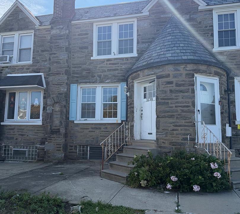 1st image of 3138 Longshore Ave