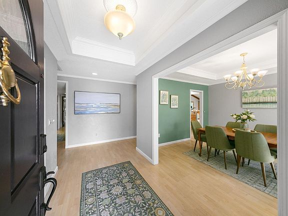5th image of 104 Oak Rim Way