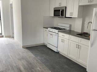 253 Robinson Ave #BASEMENT, Bronx, NY 10465