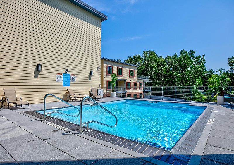 2nd image of 116 West Avenue #403