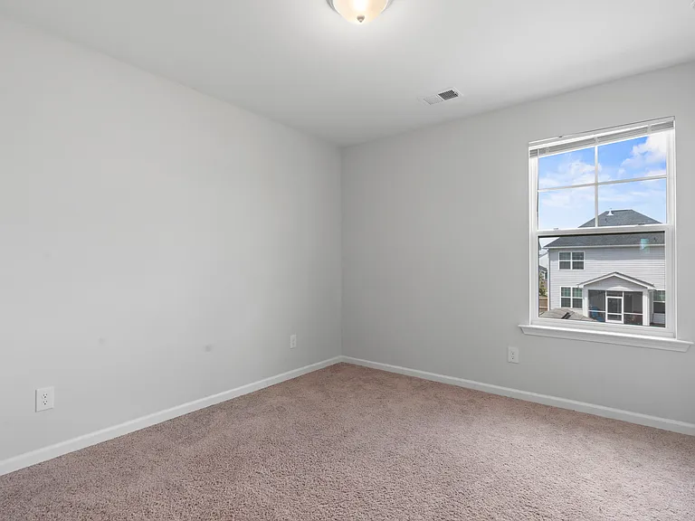 837 Peony Ln — Photo 36