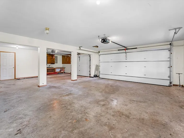 3261 Eden Dr — Photo 8