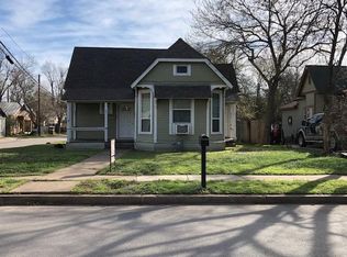 718 N Anglin St, Cleburne, TX 76031