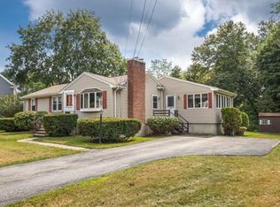 30 Boulder Dr, Burlington, MA 01803