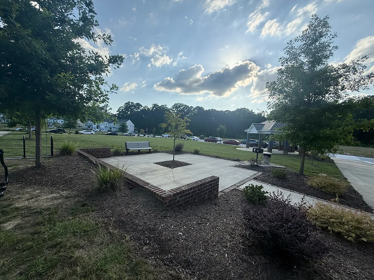 Building Photo - 2213 Gathering Square Ct