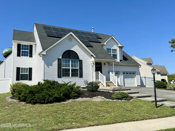 62 Stonegate Drive, Tuckerton, NJ 08087