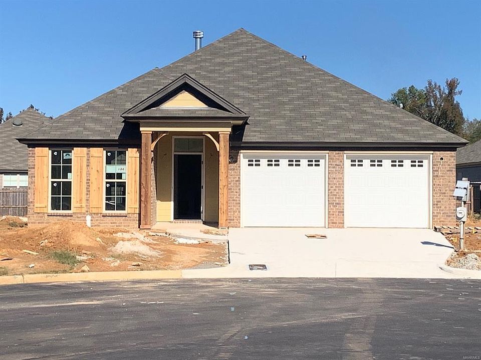 1st image of 704 Charlemont Ln