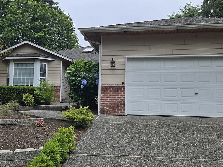 7212 54th Pl NE — Photo 2