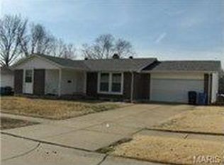 1720 Flordawn Dr, Florissant, MO 63031