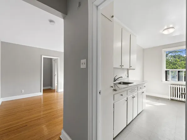 64 Harris Park Drive