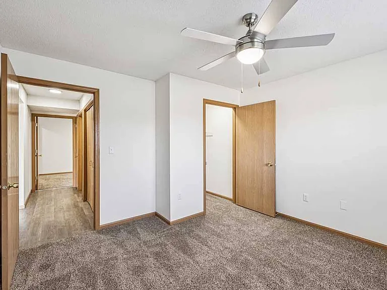Northridge Heights Apartments — Photo 99