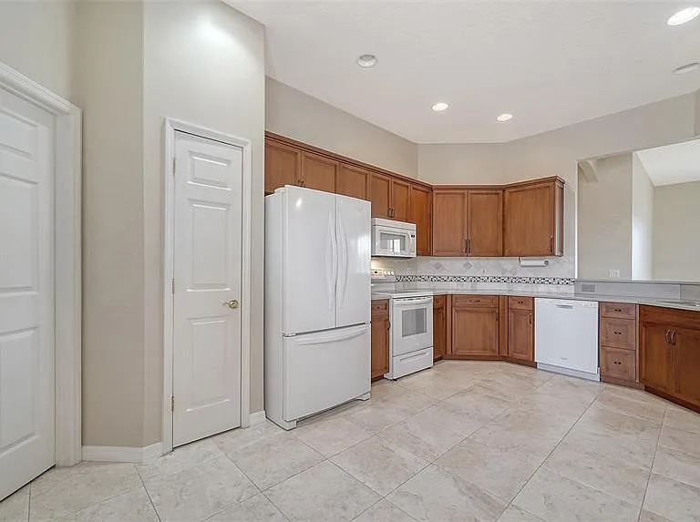 5939 Sandstone Ave — Photo 14