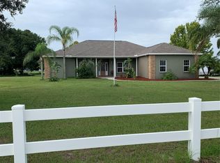 4036 Moores Lake Rd, Dover, FL 33527