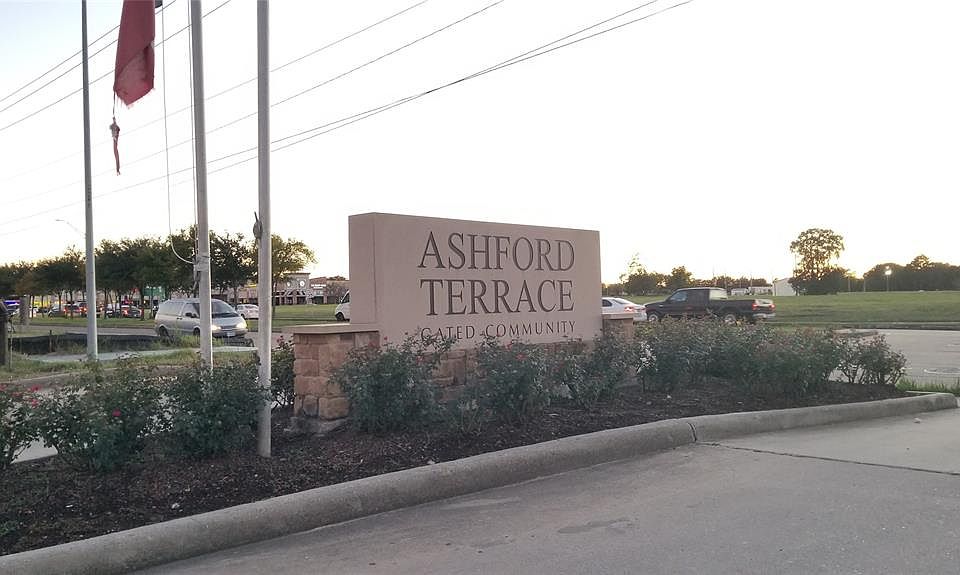 1st image of 7922 Ashford Trace Dr