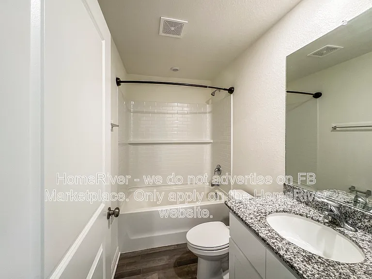 212 NW 1st St — Photo 18